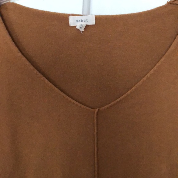 Debut long sleeve V-neck sweater - Picture 2 of 9